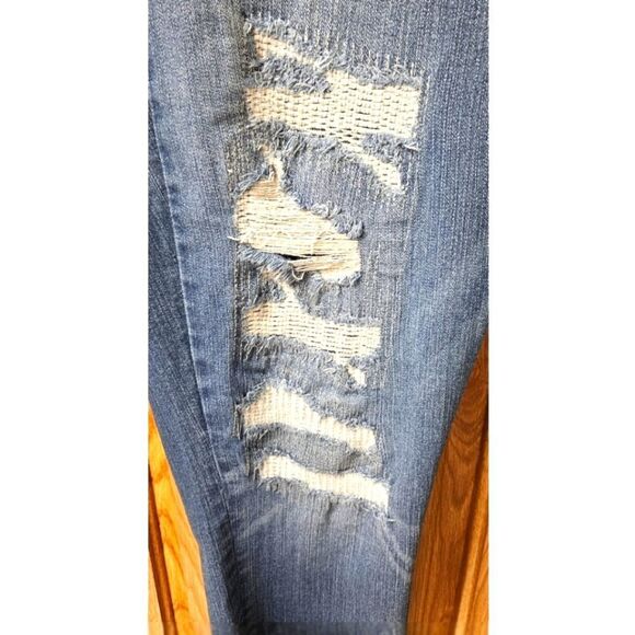 TORRID Bombshell Skinny distructed Plus Size Skinny Jeans SIZE 18 Short Length. - Picture 8 of 16